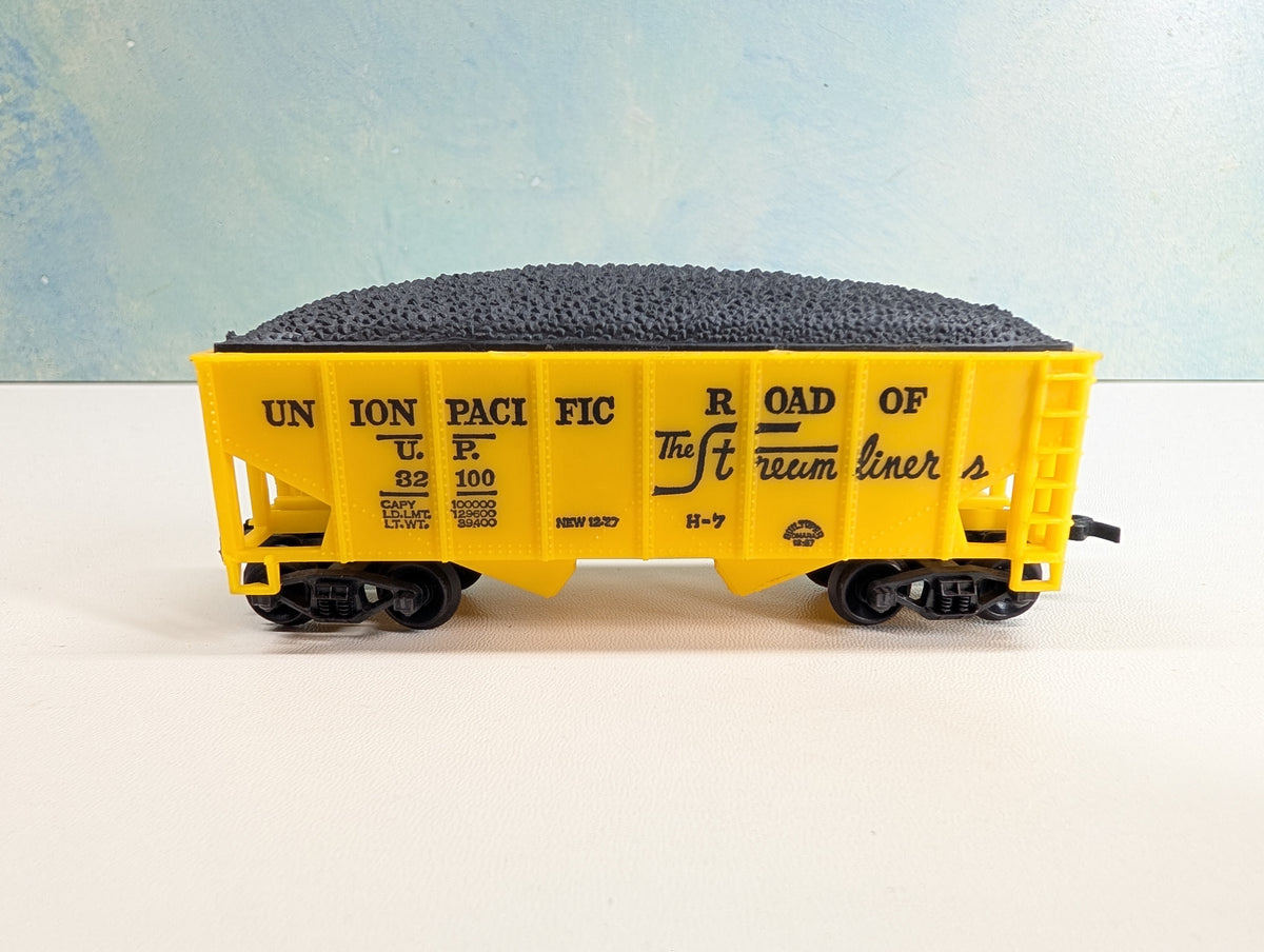 USED HO Scale 2 Bay Hopper Union Pacific UP #32100