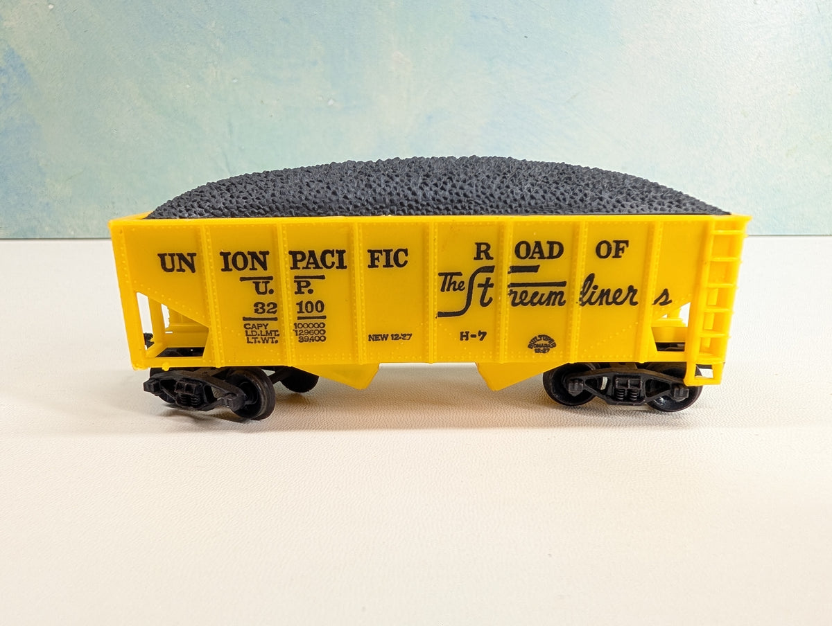 USED HO Scale 2 Bay Hopper Union Pacific UP #32100