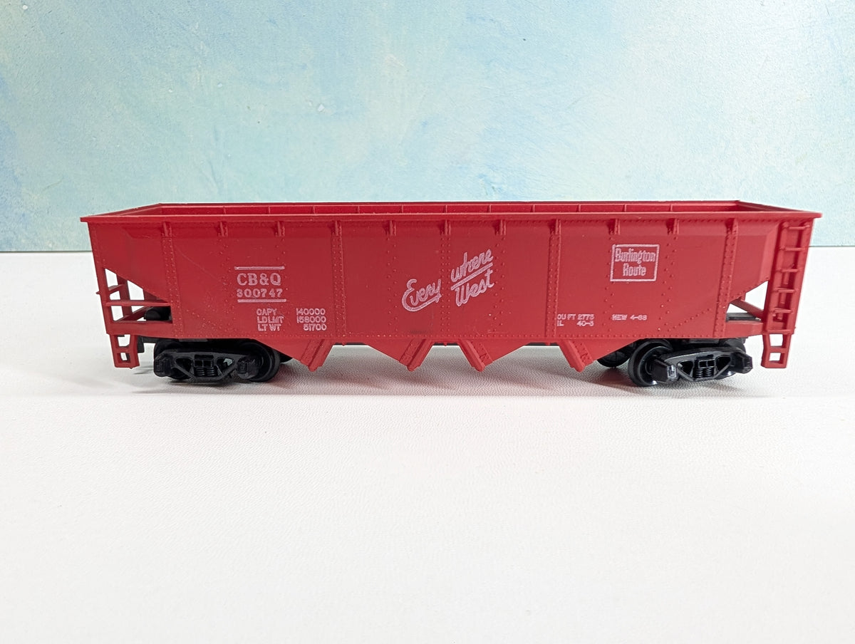 USED Tyco HO Scale Quad Hopper Burlington CB&Q #300747