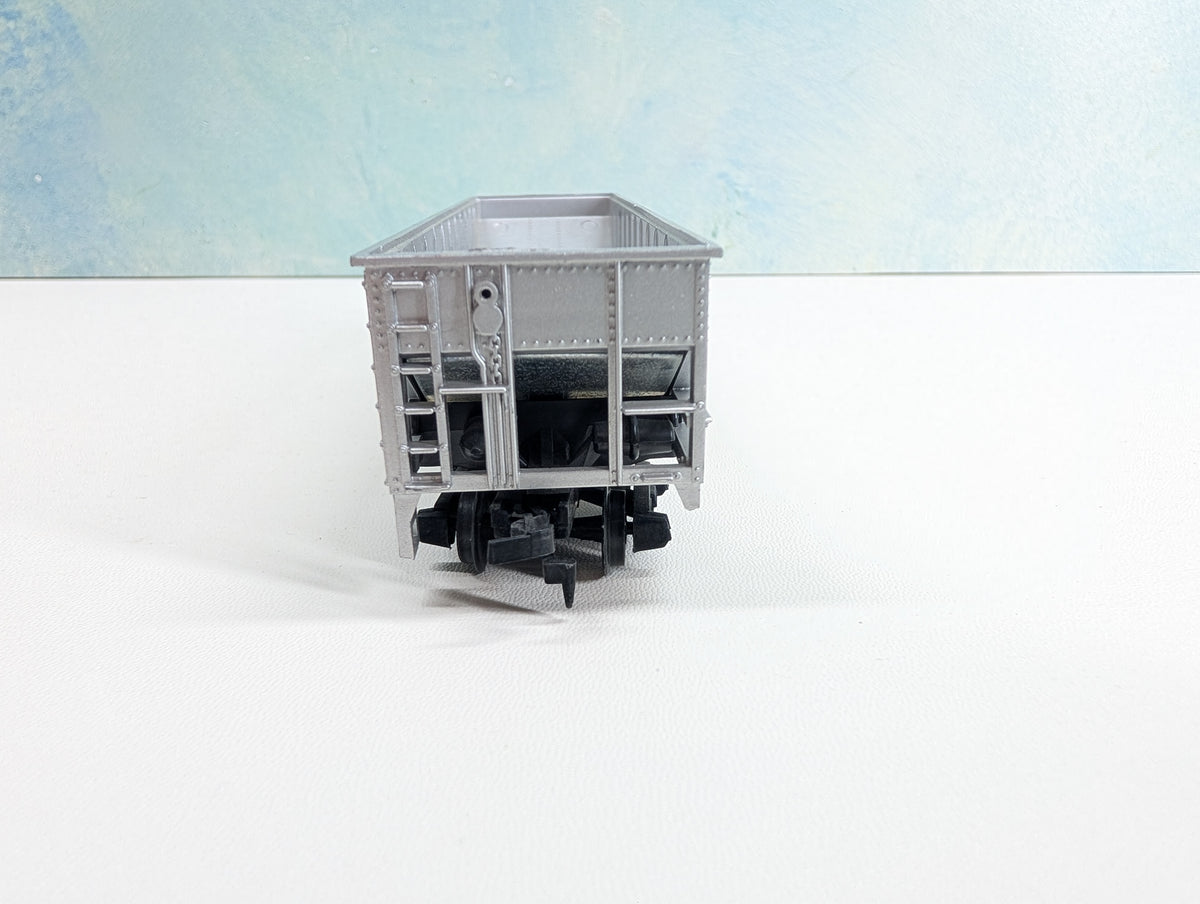 USED Tyco HO Scale Quad Hopper Virginian VGN #2610