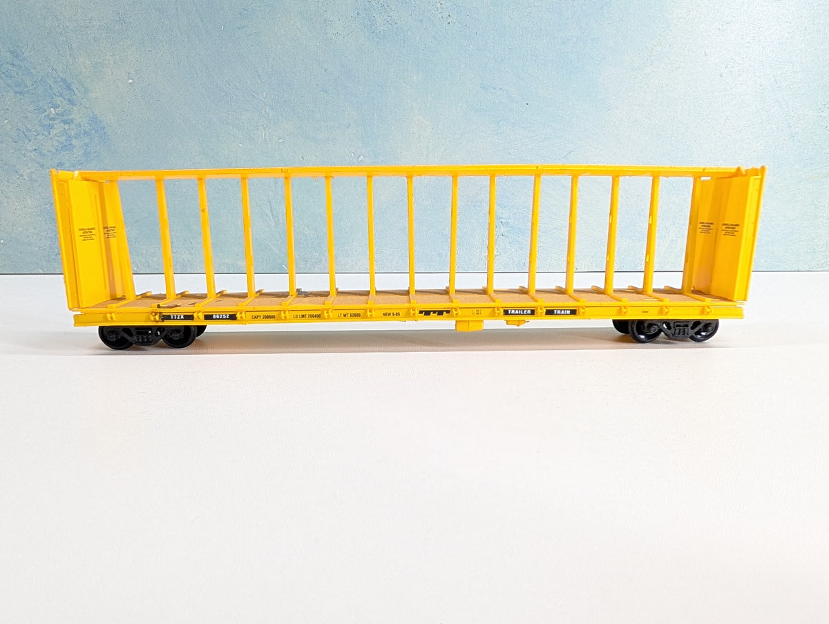 USED MCKEAN HO Scale Center Beam Open Flat Car Trailer Train TTZX #86252