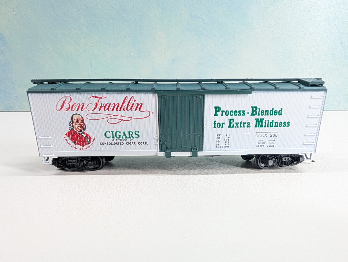 USED TRAIN MINIATURE HO Scale 40' Tobacco Wooden Box Car Ben Franklin Cigars CCCX #206 Tobacco Road Series