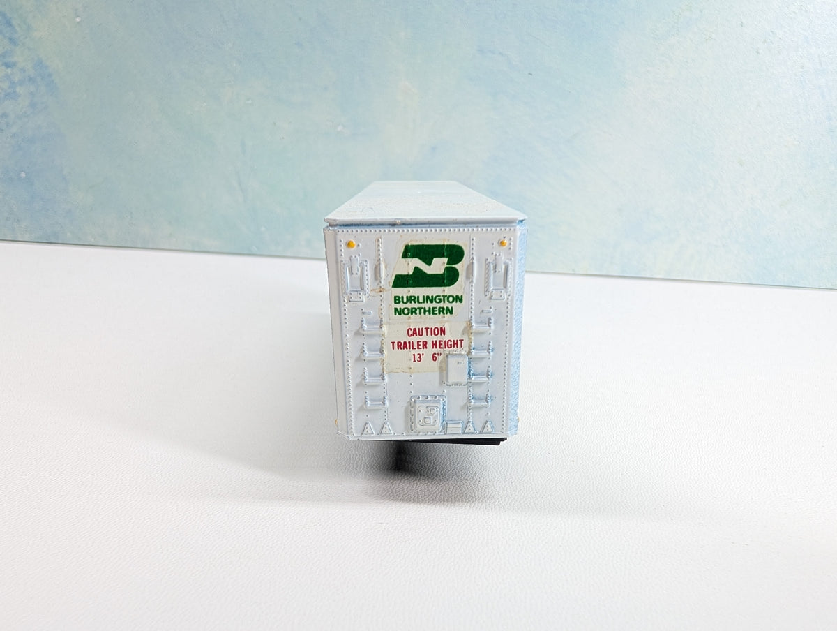 USED HO Scale 40' Trailer Burlington Northern BNZ #203224 Decals
