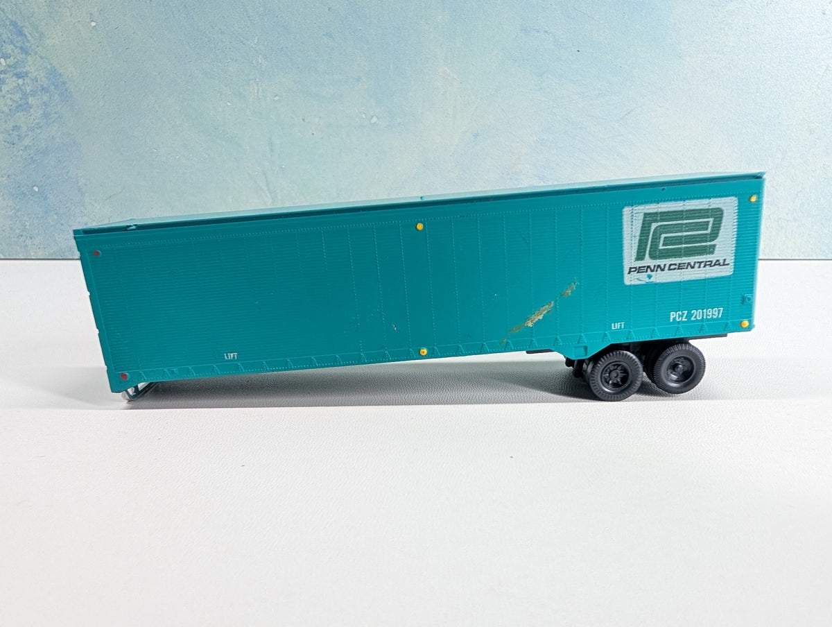 USED Athearn HO Scale 40' Trailer Penn Central PCZ #201997
