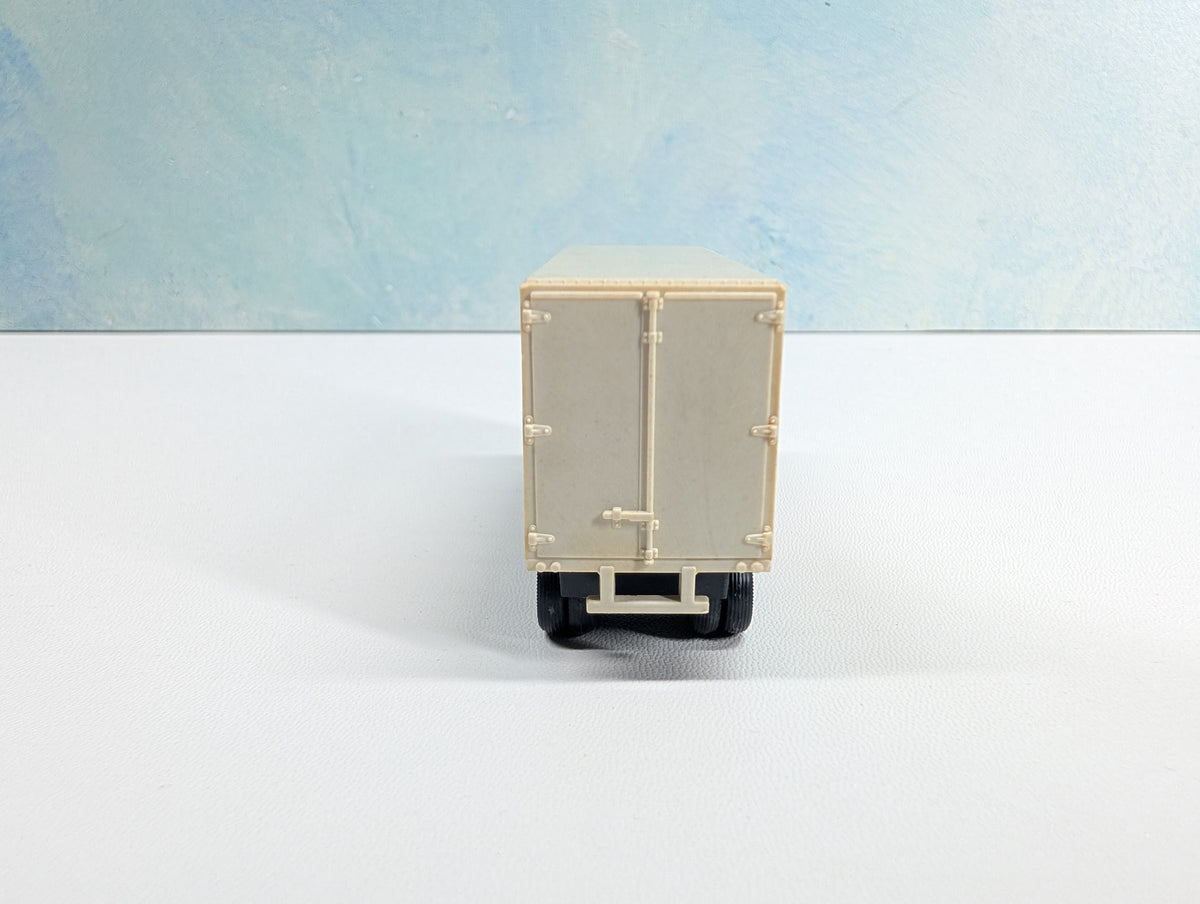 USED Tyco HO Scale Piggy Trailer Santa Fe