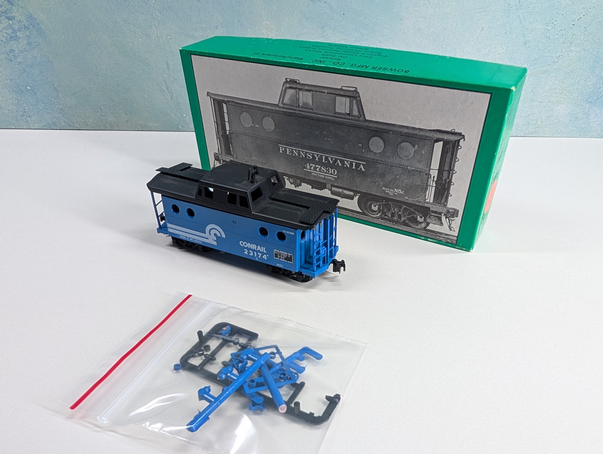 USED Bowser 54017 HO Scale N-5c Caboose Conrail #23174 Started KIT