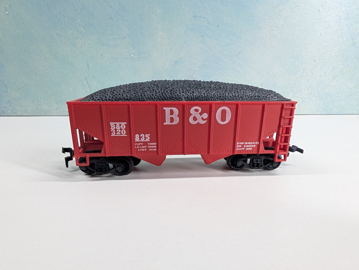 USED Life-Like HO Scale 2 Bay Hopper w/ Coal Baltimore and Ohio B&O #320835