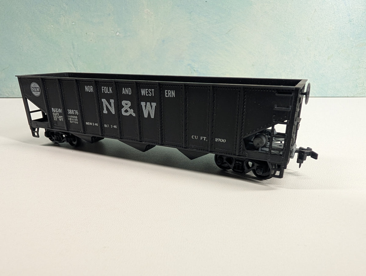 USED Roundhouse HO Scale 3 Bay 70 Ton 9 Panel Hopper Norfolk & Western N&W #38876