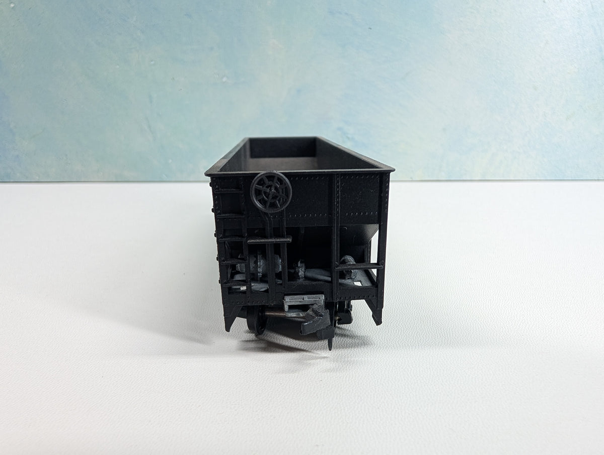 USED Roundhouse HO Scale 3 Bay 70 Ton 9 Panel Hopper Norfolk & Western N&W #38876