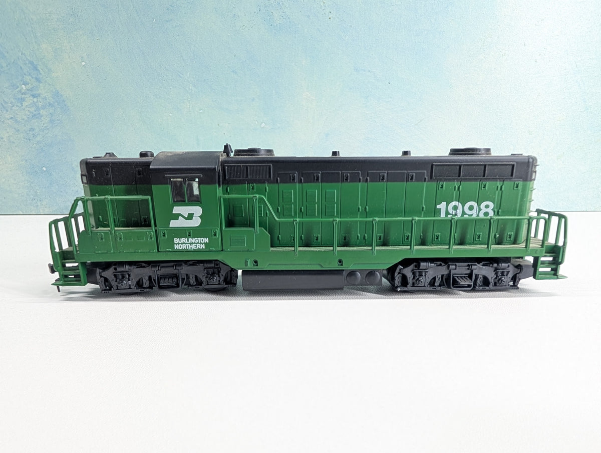 USED AHM HO Scale High Nose GP-18 Diesel Locomotive Burlington Northern BN #1998 Unpowered