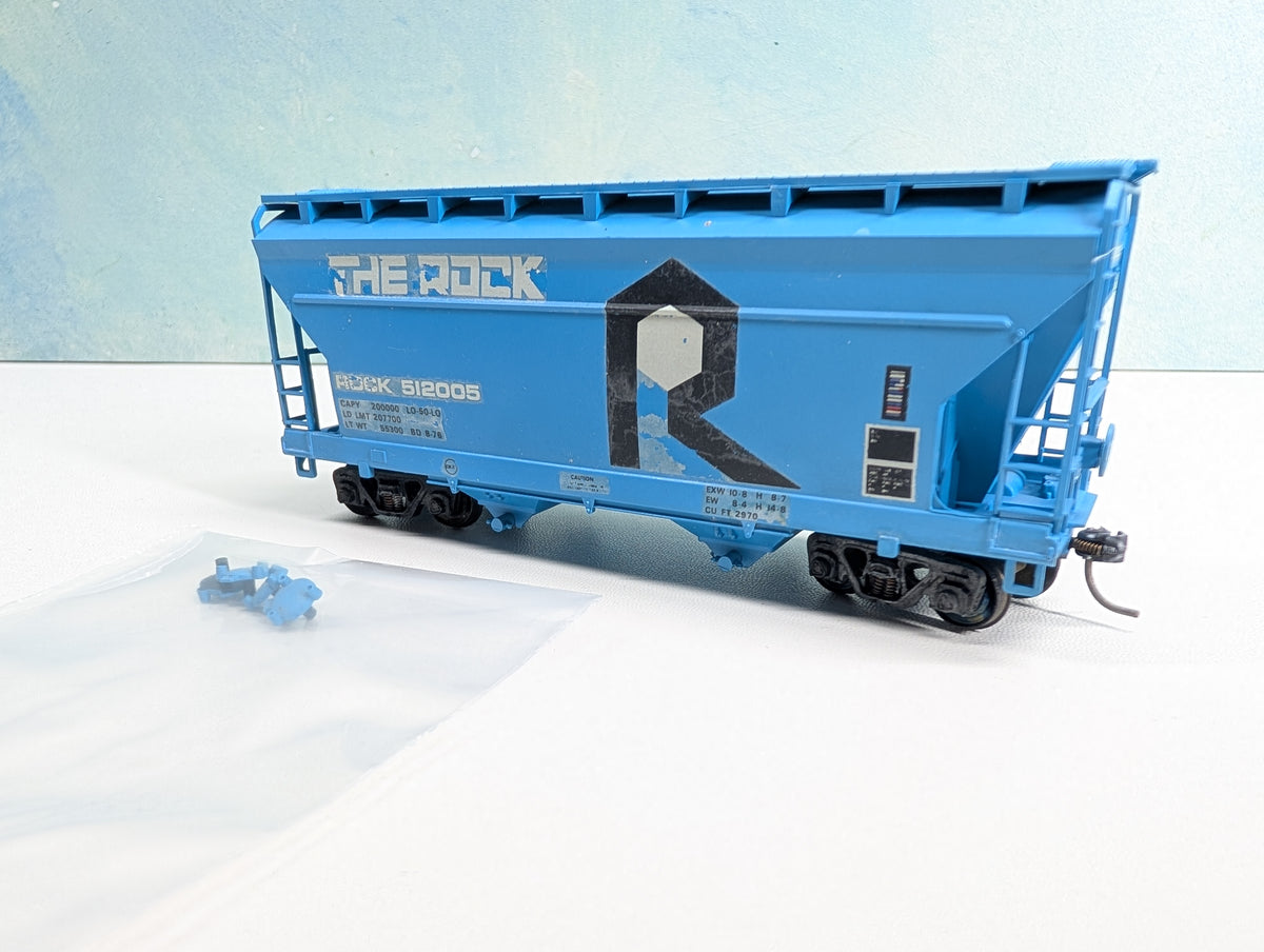 USED Athearn HO Scale 2 Bay Covered Hopper Rock Island #512005 Metal Wheels