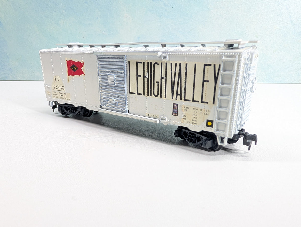 USED Lionel HO Scale 40' Box Car Lehigh Valley LV #62545