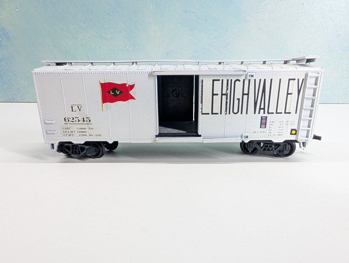 USED Lionel HO Scale 40' Box Car Lehigh Valley LV #62545