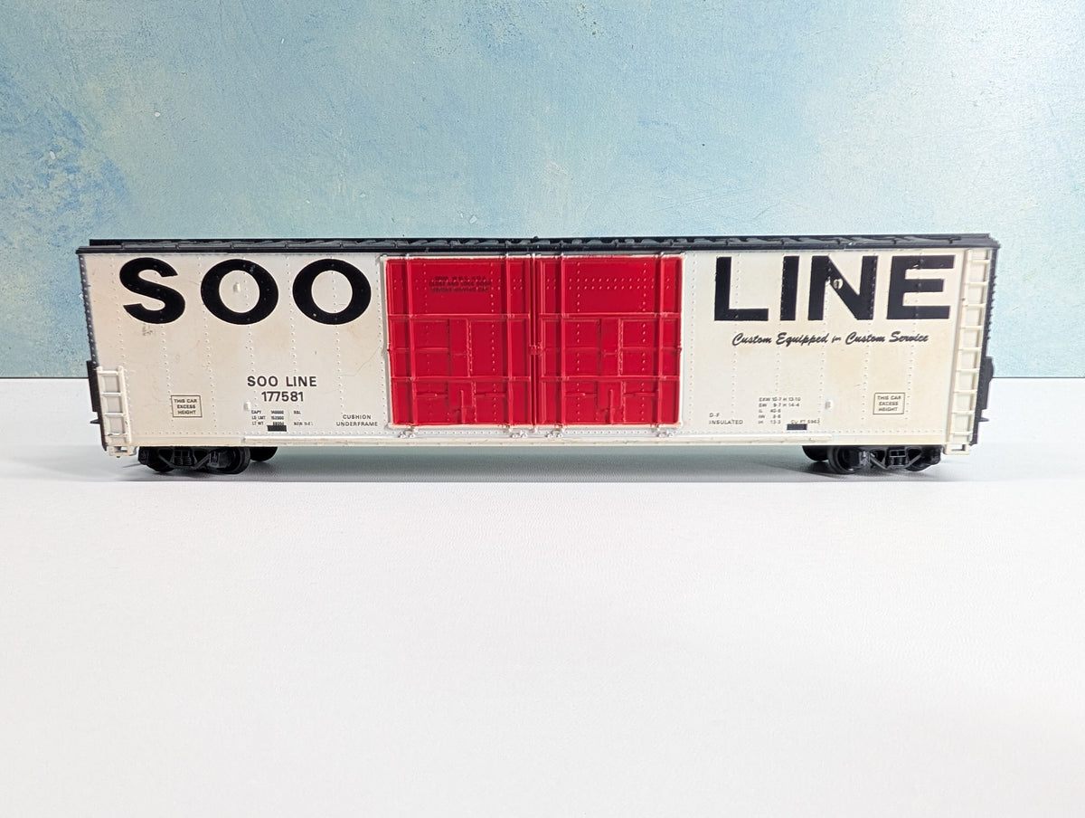 USED Tyco HO Scale 50' DD Box Car SOO Line #177581
