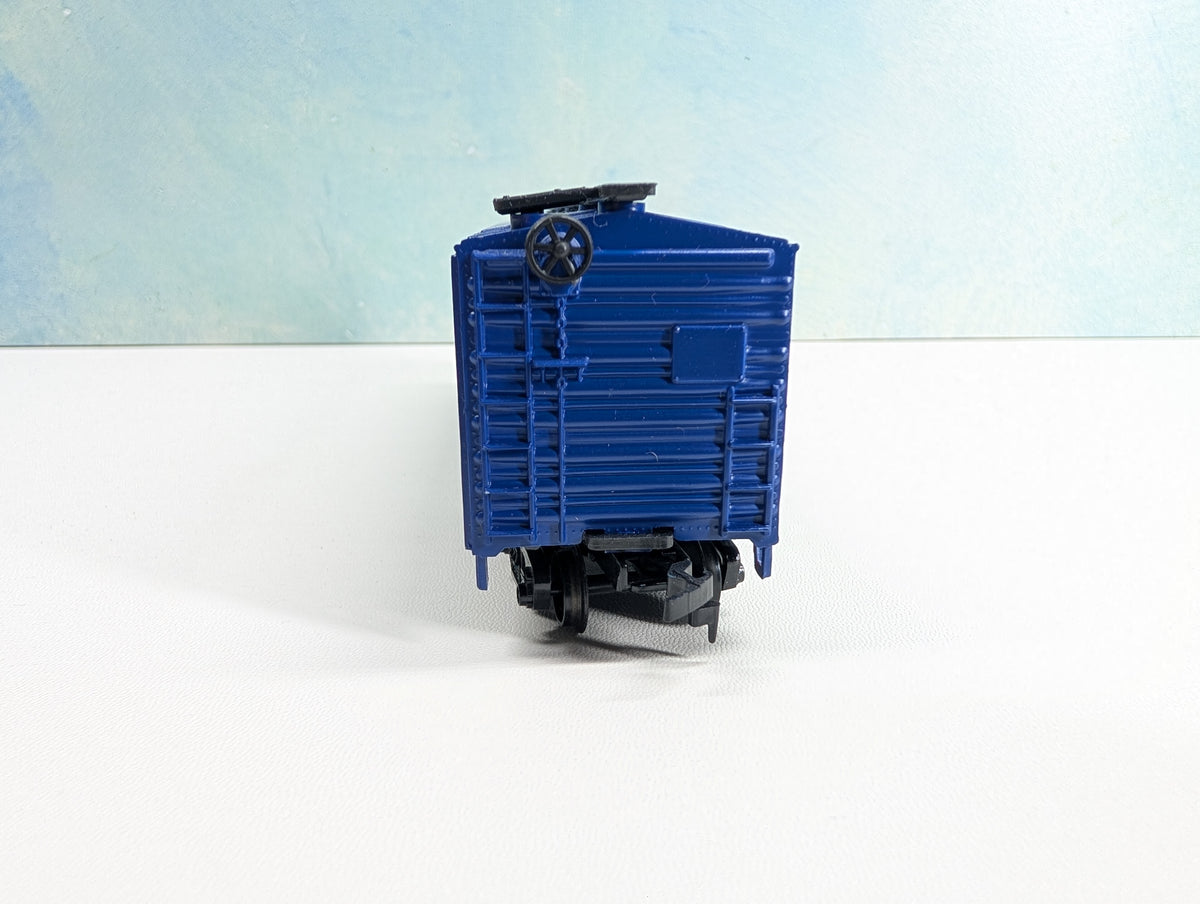 USED AHM HO Scale 50' Box Car Grand Trunk Western GTW #591399