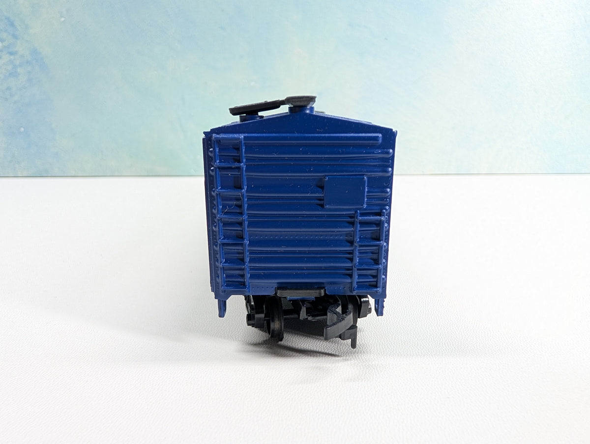 USED AHM HO Scale 50' Box Car Grand Trunk Western GTW #591399