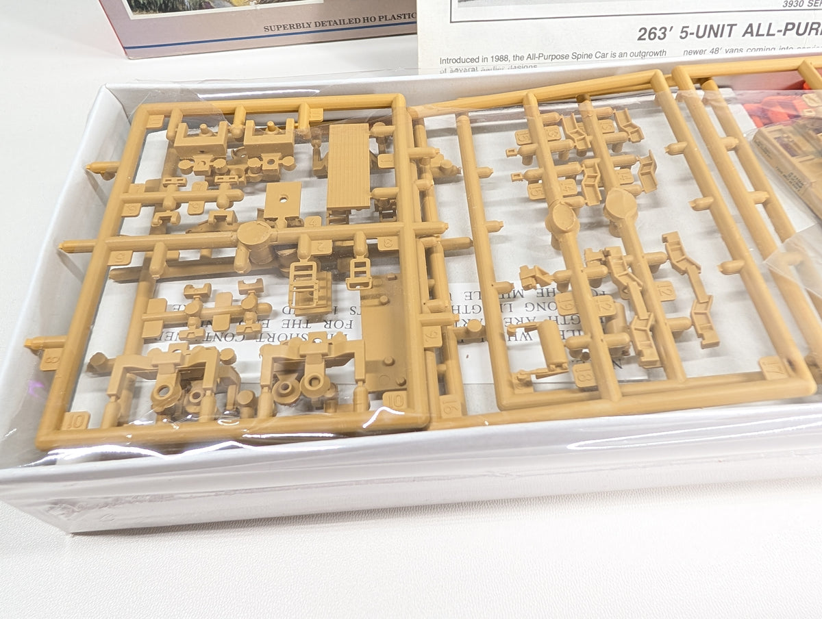 USED Walthers 932-3931 HO Scale 263' 5-Unit All Purpose Spine Car TTX #79876 KIT
