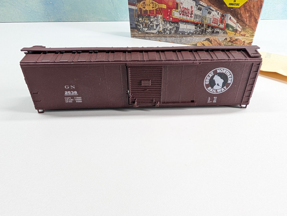 USED Athearn HO Scale 50' Box Car Great Northern GN #2538 KIT
