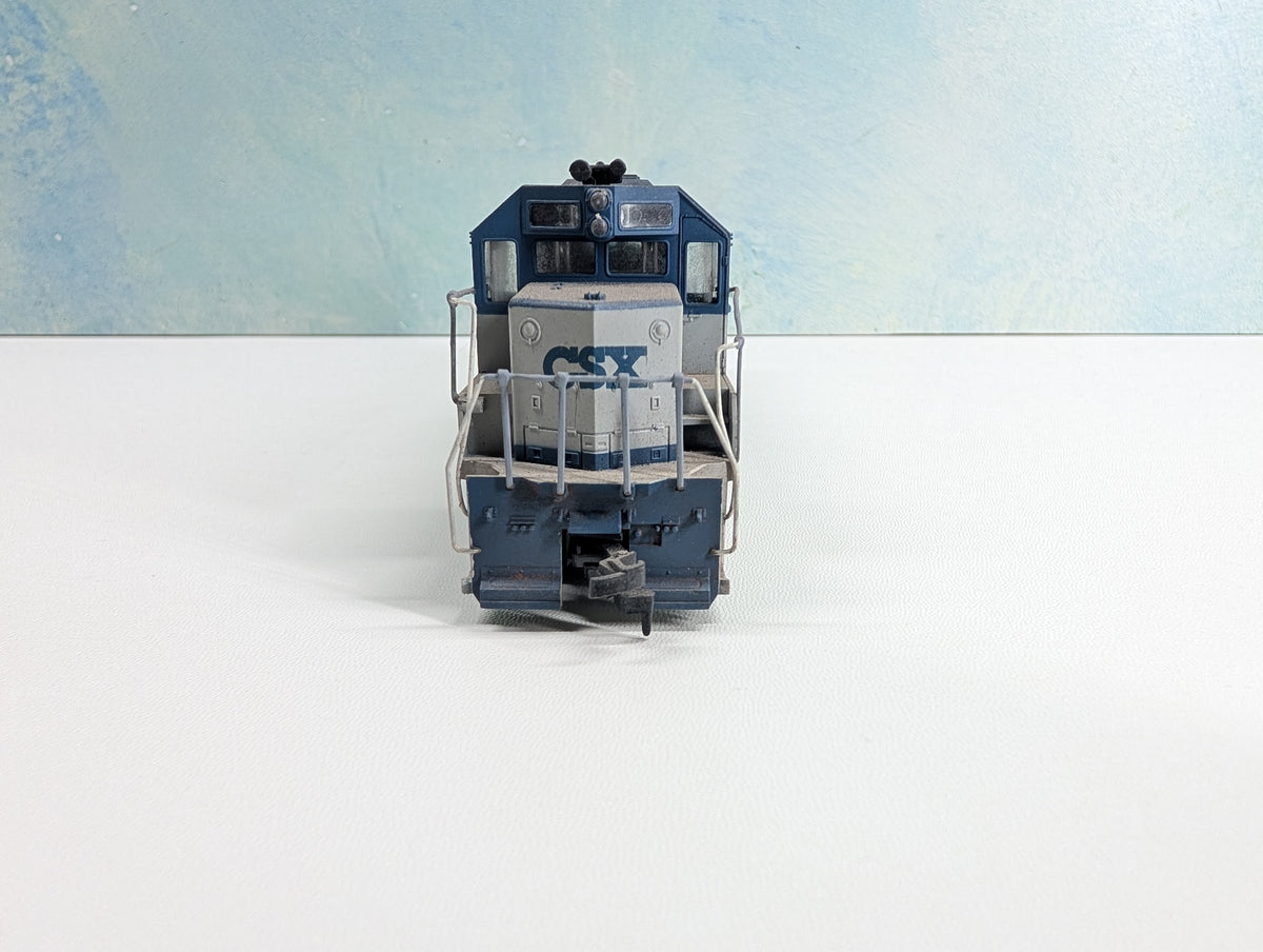USED Athearn HO Scale GP-40 Diesel Locomotive CSX SBD #6383 Light Weathering Non-Powered