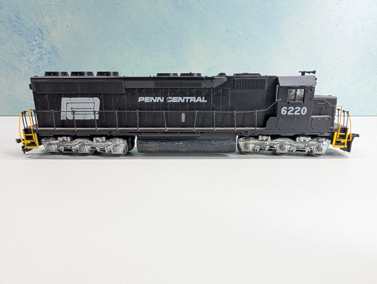 USED Athearn HO Scale Custom Diesel Locomotive Penn Central PC #6220 Tested! DC