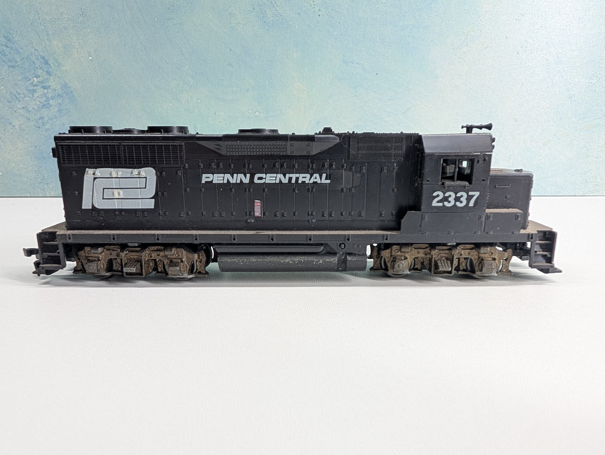 USED Athearn HO Scale Custom Diesel Locomotive Penn Central PC #2337 Runs Great! DC