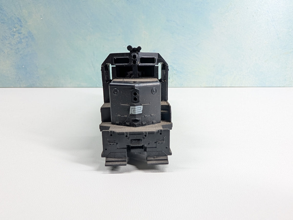 USED Athearn HO Scale Custom Diesel Locomotive Penn Central PC #2337 Runs Great! DC