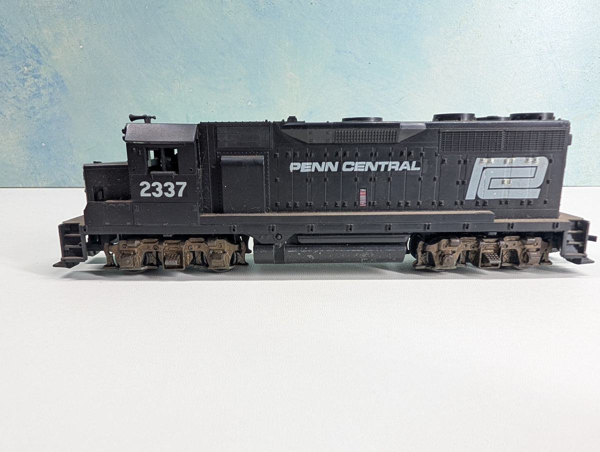 USED Athearn HO Scale Custom Diesel Locomotive Penn Central PC #2337 Runs Great! DC