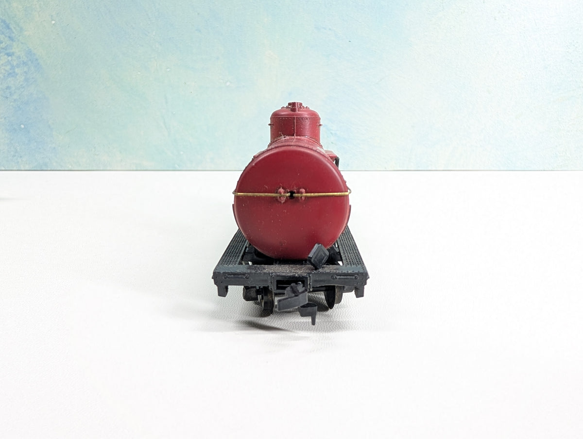 USED HOBBYLINE HO Scale Single Dome Tank Car Mobilgas WEOX #831