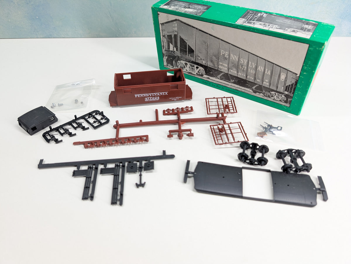 USED Bowser HO Scale N-5 Caboose Pennsylvania #477224 Philly Division KIT