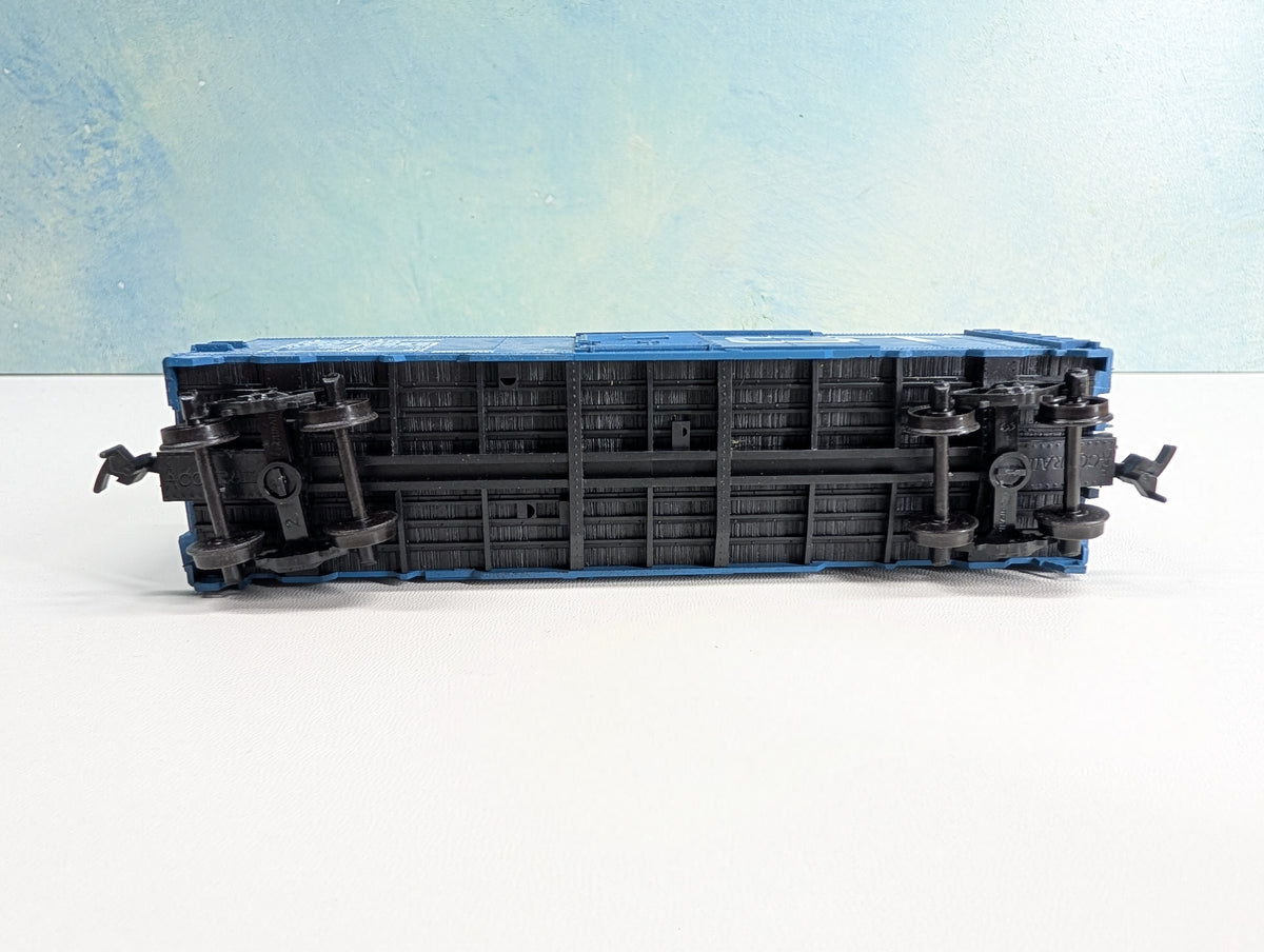 USED Accurail 3212 HO Scale 40' AAR Box Car Grand Trunk Western GTW #516891