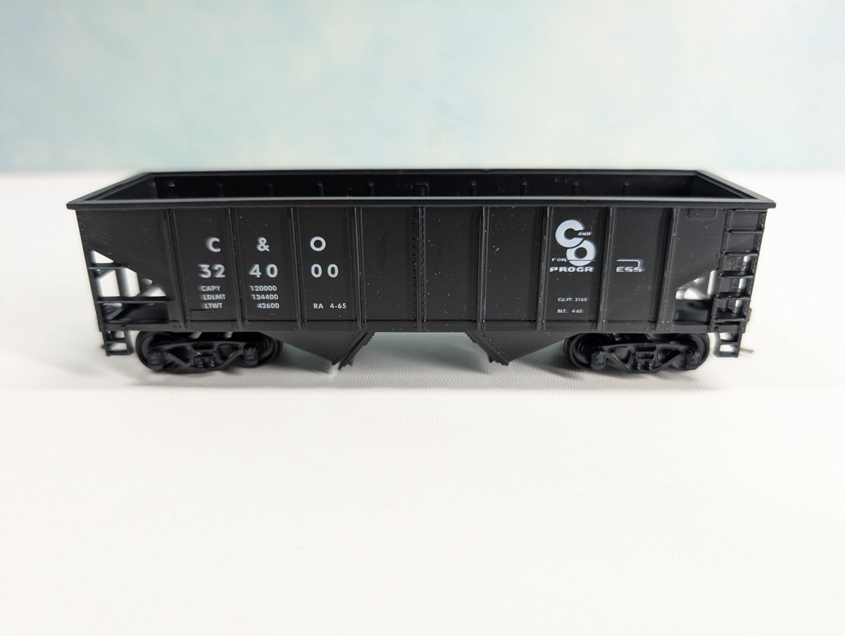 USED Walthers #932-56 HO Scale 36' Hopper Chesapeake and Ohio C&O #324000