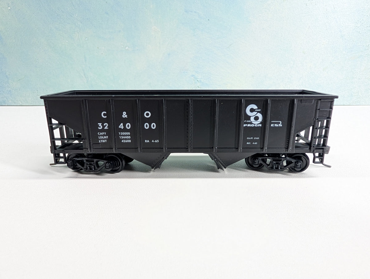 USED Walthers #932-56 HO Scale 36' Hopper Chesapeake and Ohio C&O #324000