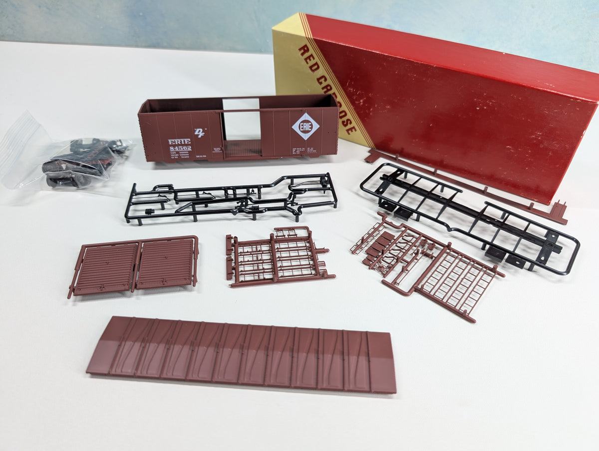 USED Red Caboose #8704-5 HO Scale 40' ACF Box Car Erie #84562 KIT