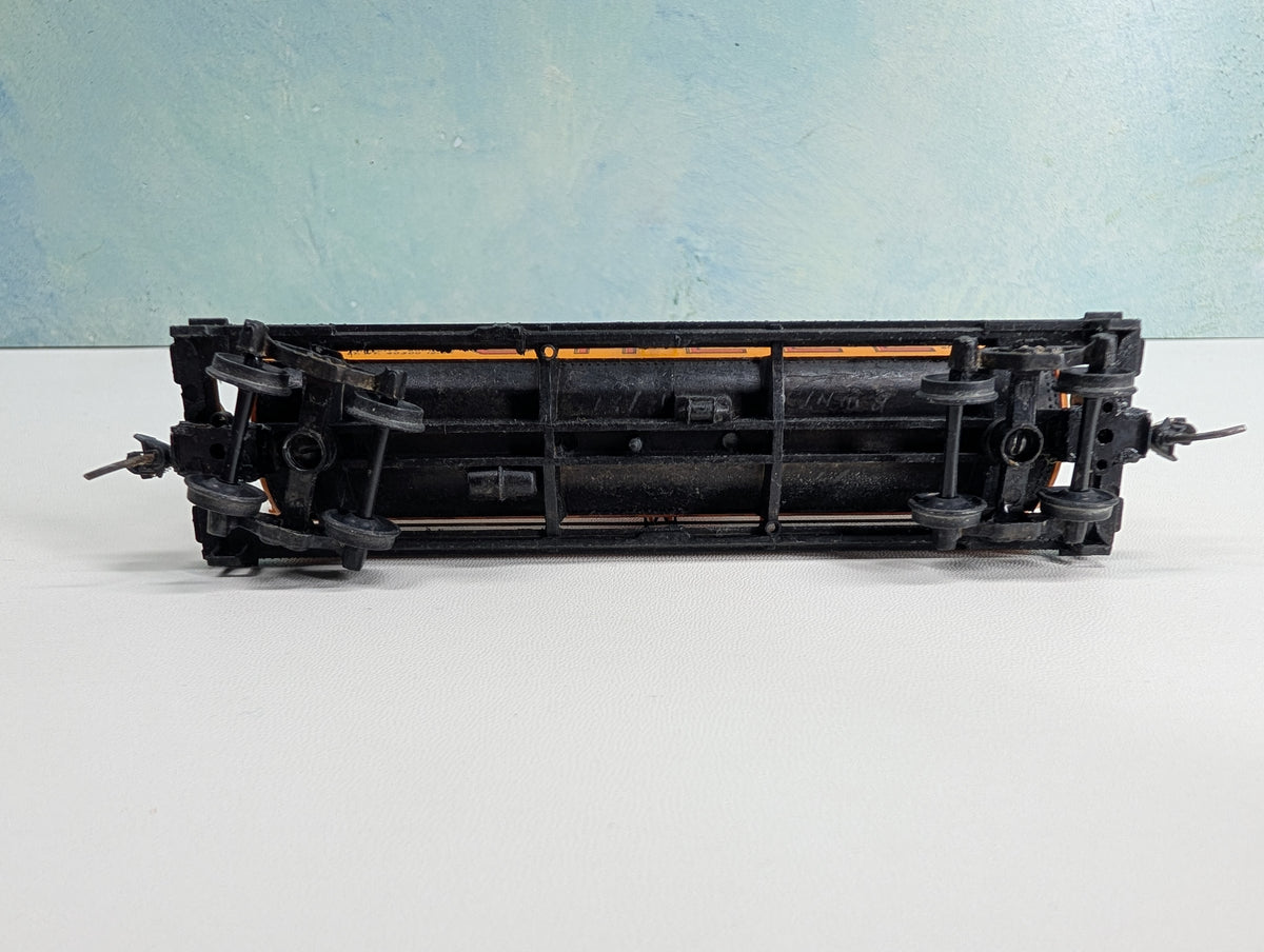 USED HO Scale Single Dome Tank Car SHELL SCCX #1268