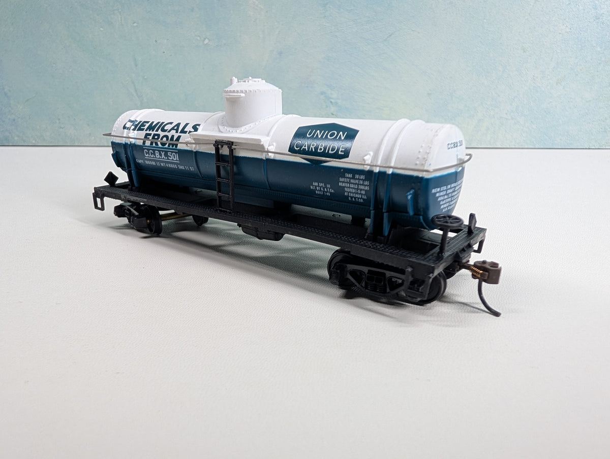 USED Mantua HO Scale Single Dome Tank Car Union Carbide CCBX #501