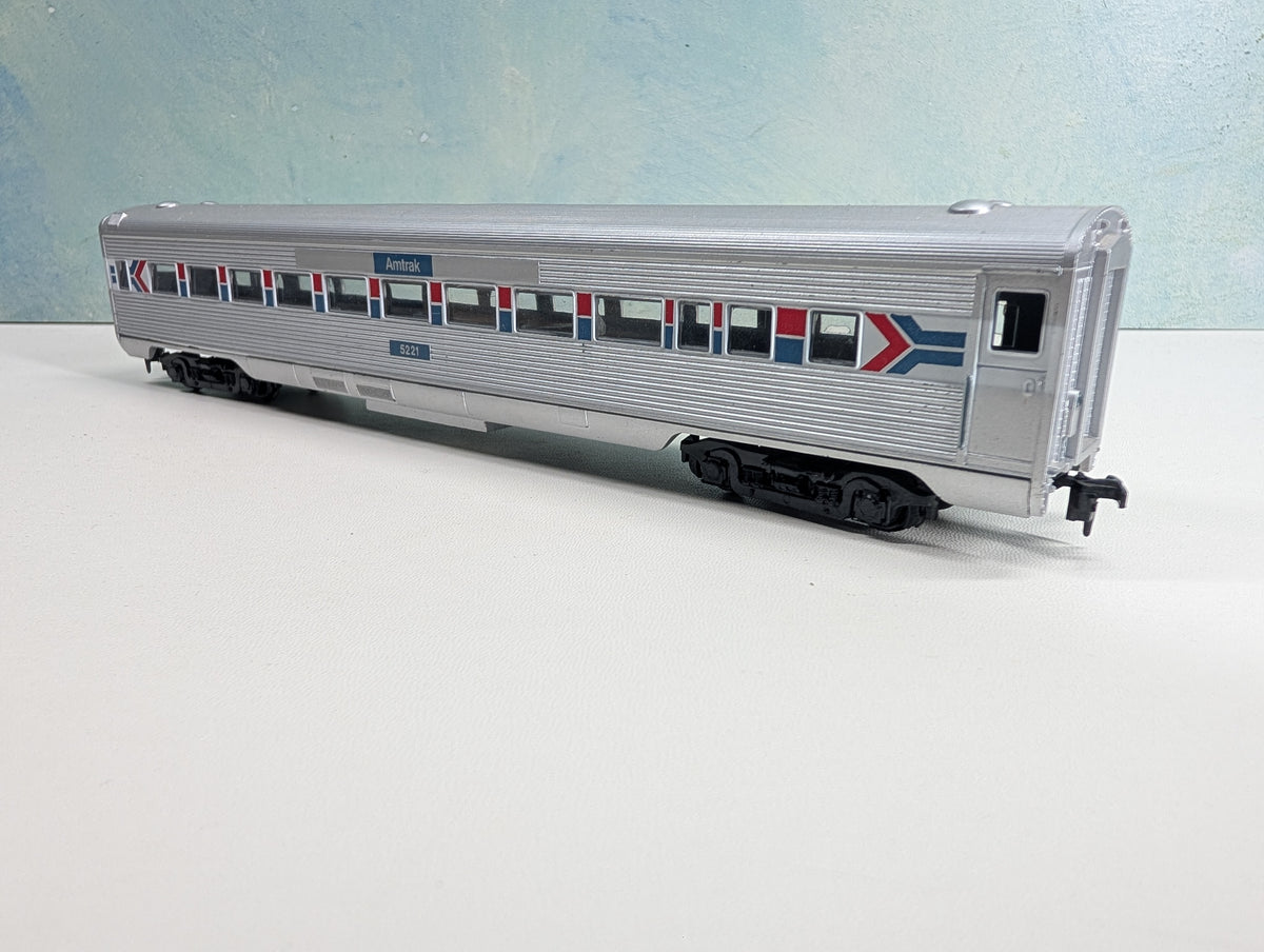 USED Athearn HO Scale Passenger Car Amtrak #5221