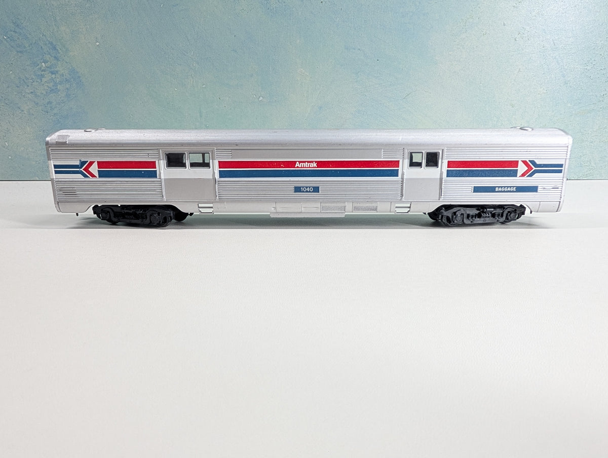 USED Athearn HO Scale Baggage Passenger Car Amtrak #1040