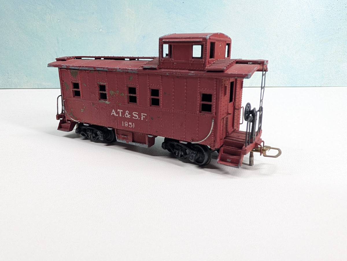 USED HO Scale Caboose, Metal Santa Fe ATSF #1951
