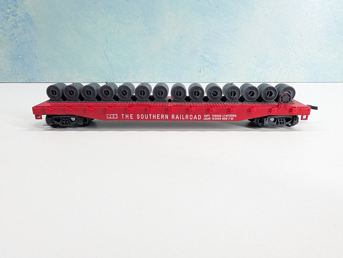 USED HO Scale 50' Flat Car w/ Load Southern #4365