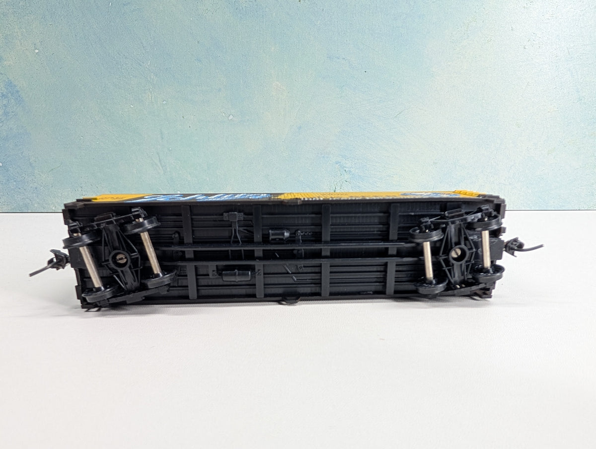 USED TRAIN MINIATURE HO Scale Beer Car Schlitz URTX #92218