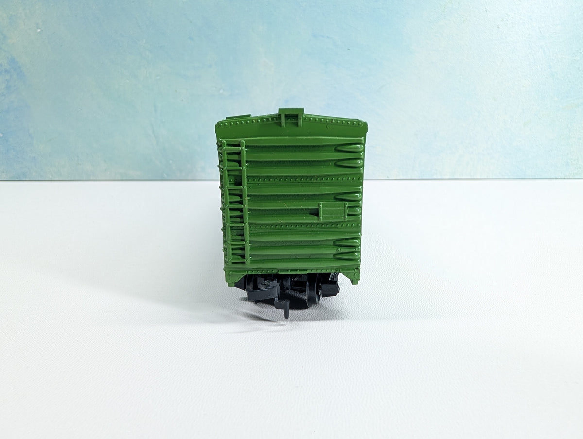 USED Tyco HO Scale 50' Box Car Burlington Northern BN #100024