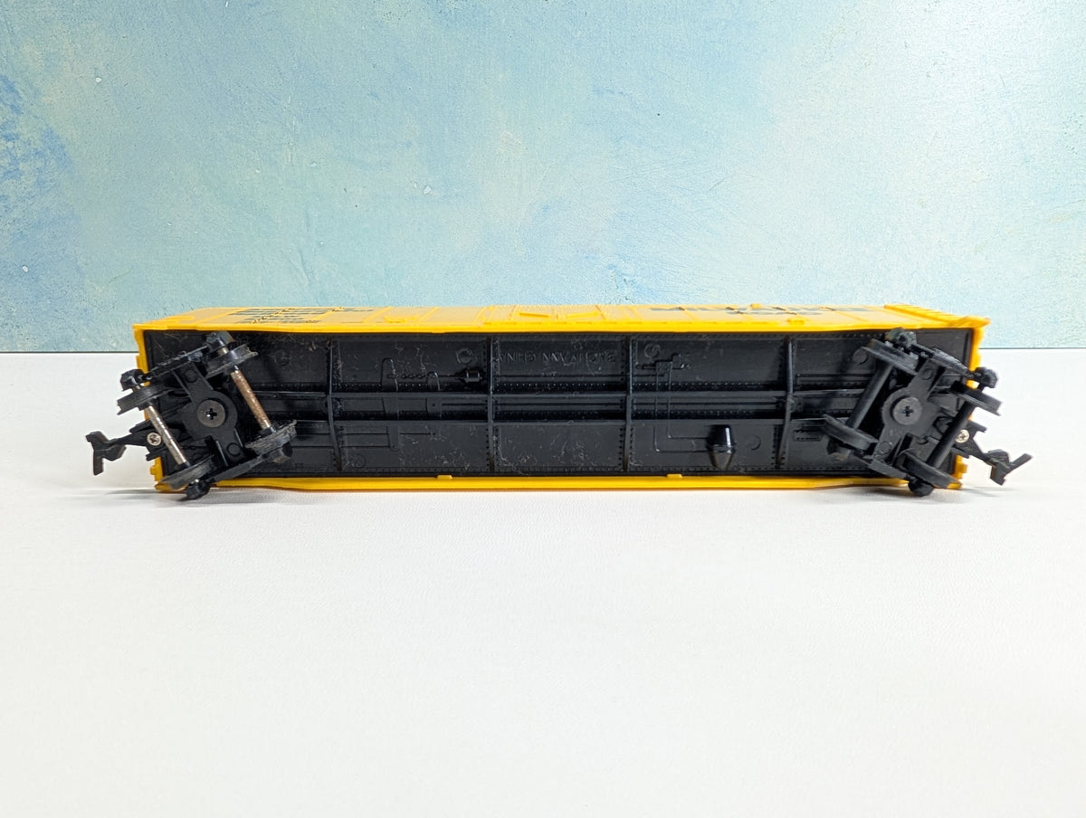 USED Bachmann HO Scale 50' Box Car Milwaukee Road MILW #56500