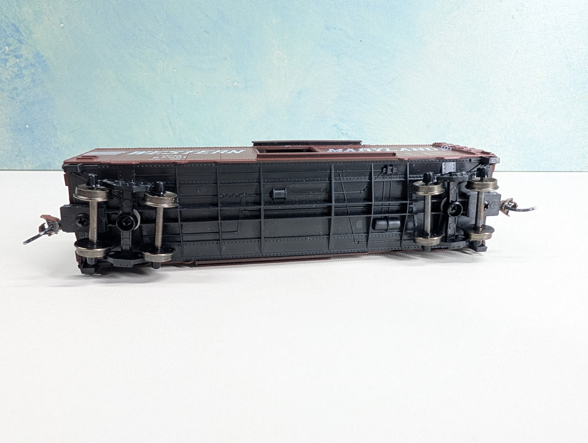 USED Roundhouse HO Scale 40' Box Car Western Maryland WM #27001 Metal Wheels