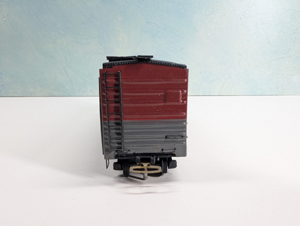 USED HO Scale 40' Box Car, Metal New York Central NYC #174283 Pacemaker