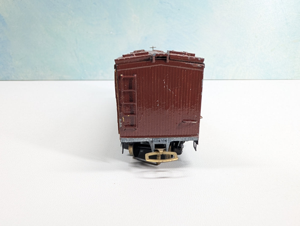 USED HO Scale 40' Box Car, Metal Crazy Crystals Water ART #546