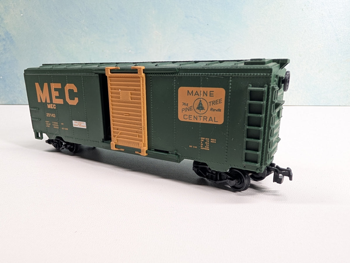 USED Life-Like HO Scale 40' Box Car Maine Central MEC #25143