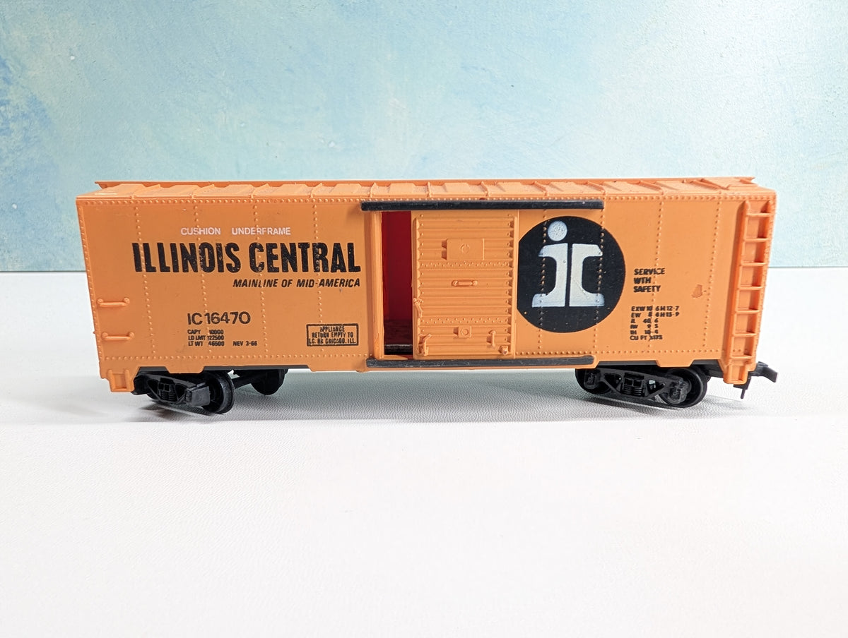 USED Tyco HO Scale 40' Box Car Illinois Central IC #16470