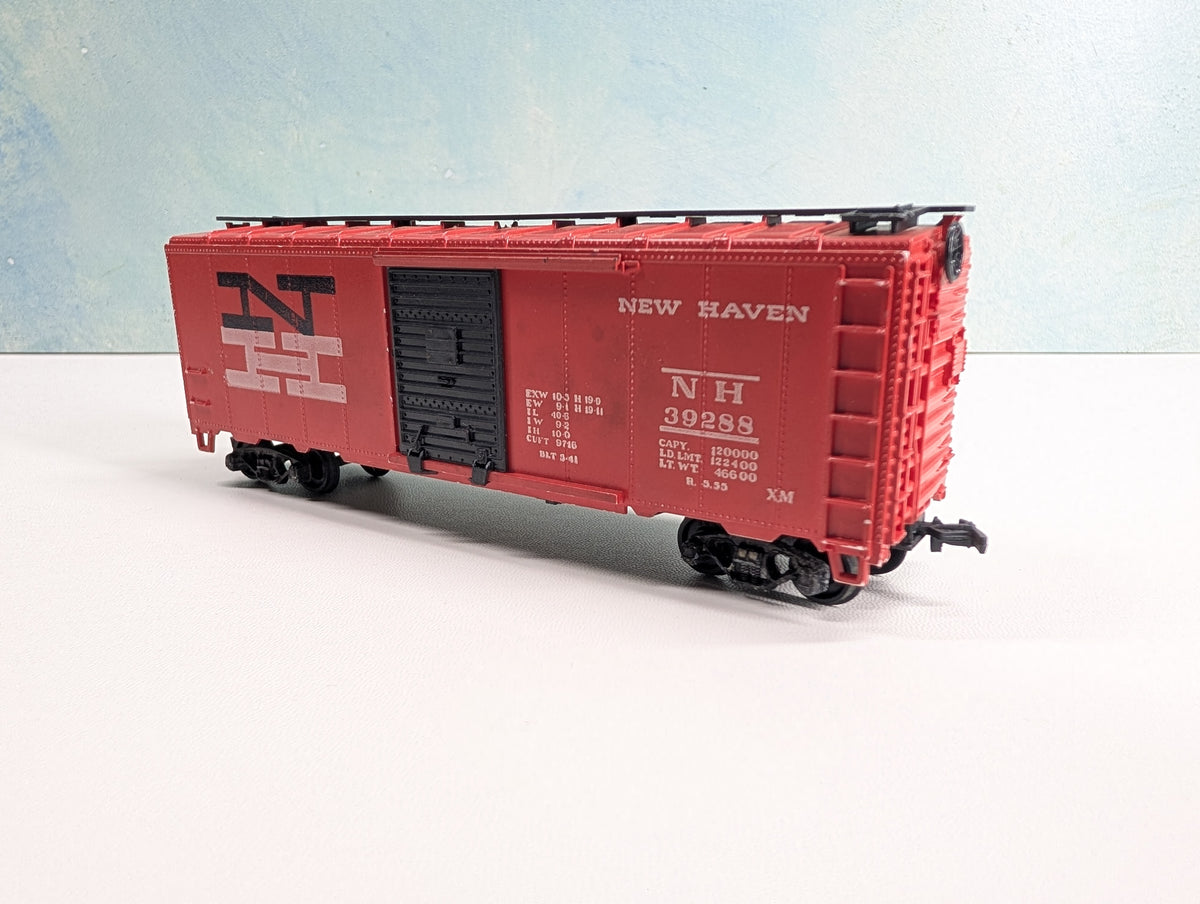 USED Athearn HO Scale 40' Box Car New Haven NH #39288