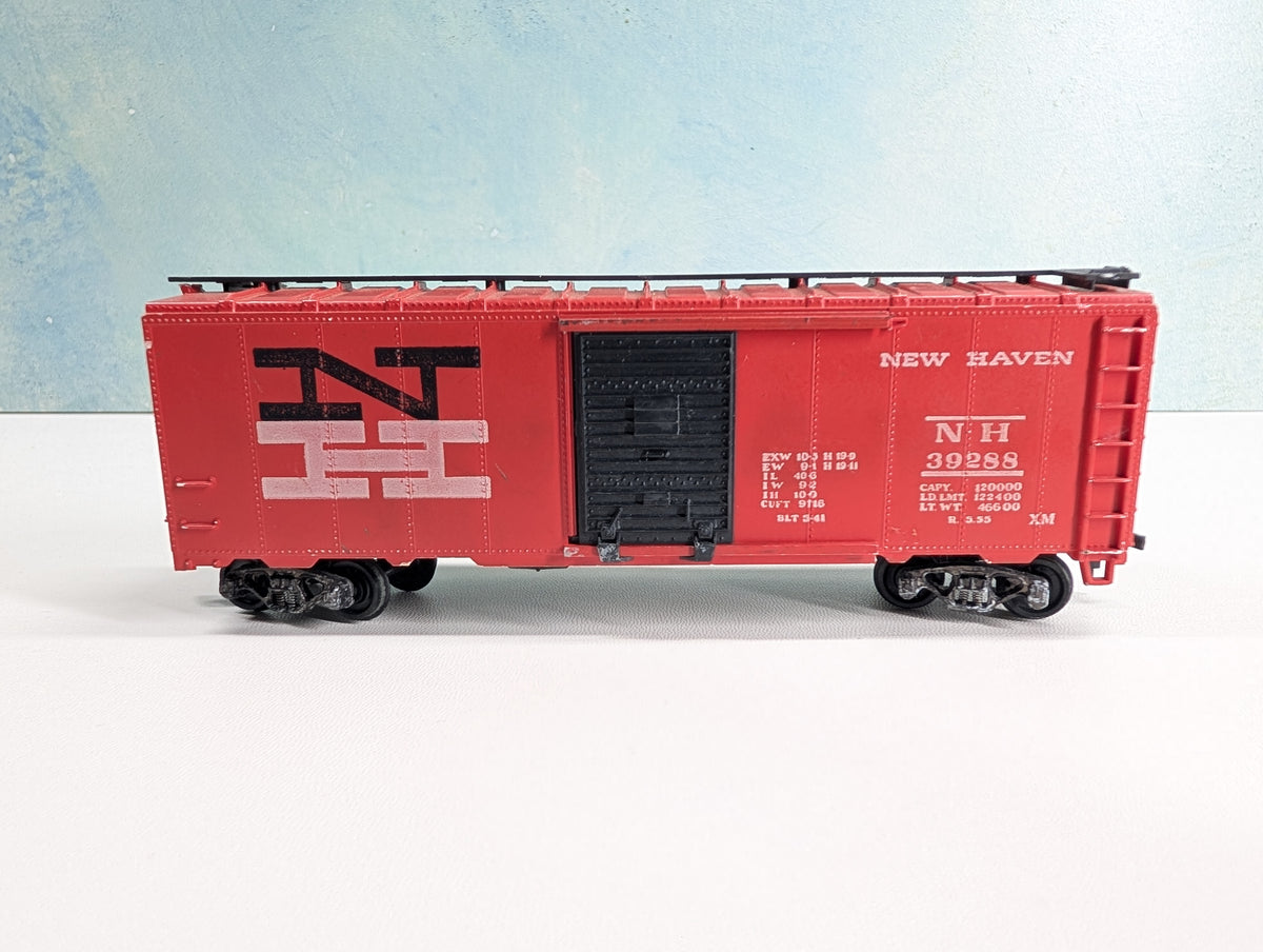 USED Athearn HO Scale 40' Box Car New Haven NH #39288