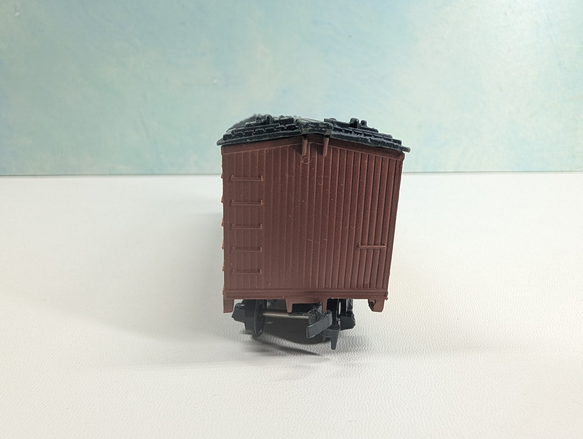 USED HO Scale 40' Box Car Dubuqe URTX #4750